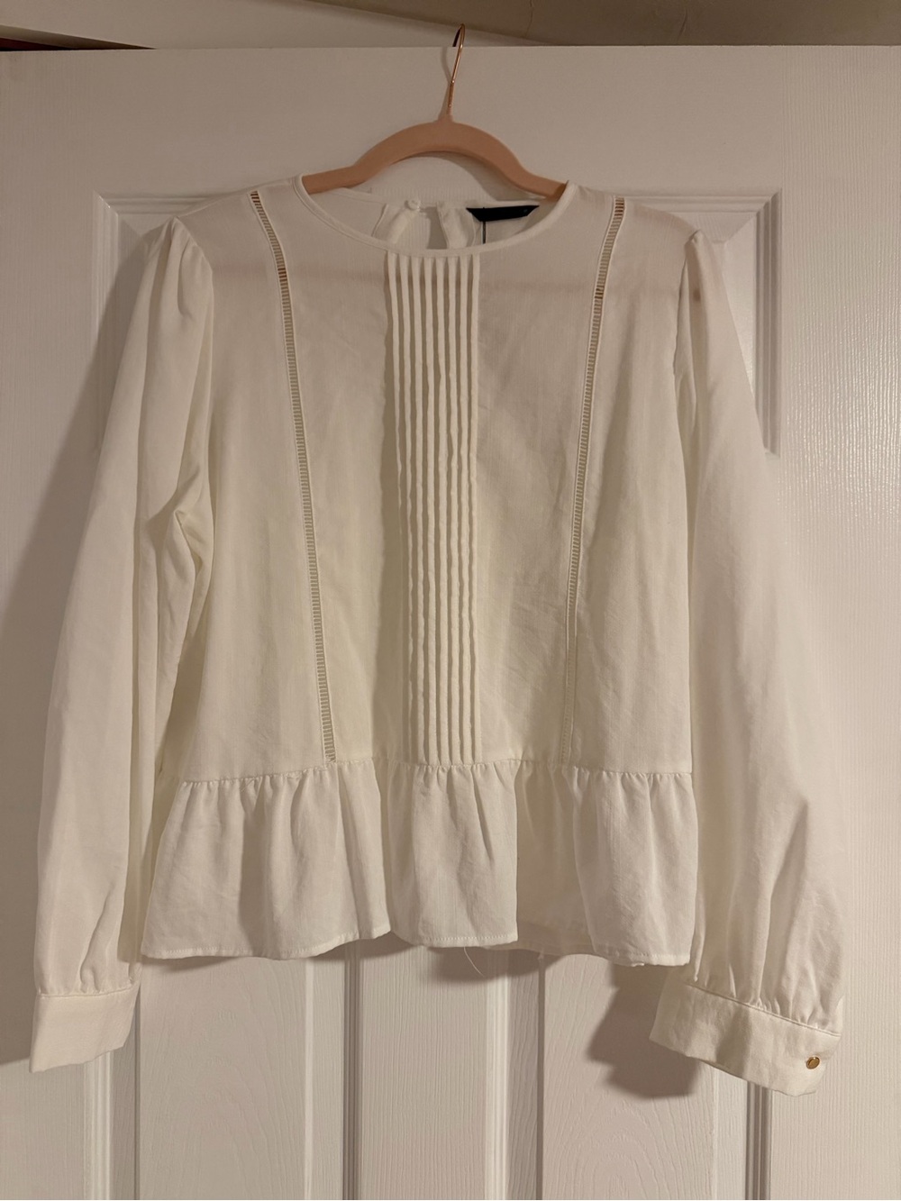Zara White Pintuck Ruffle-Hem Long Sleeve Blouse